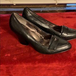 Sofft. Black heels